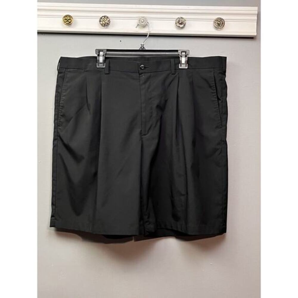 PGA Tour Golf Shorts Mens 42 Black Flat Front Slash Pockets Athletic Sport Pleat